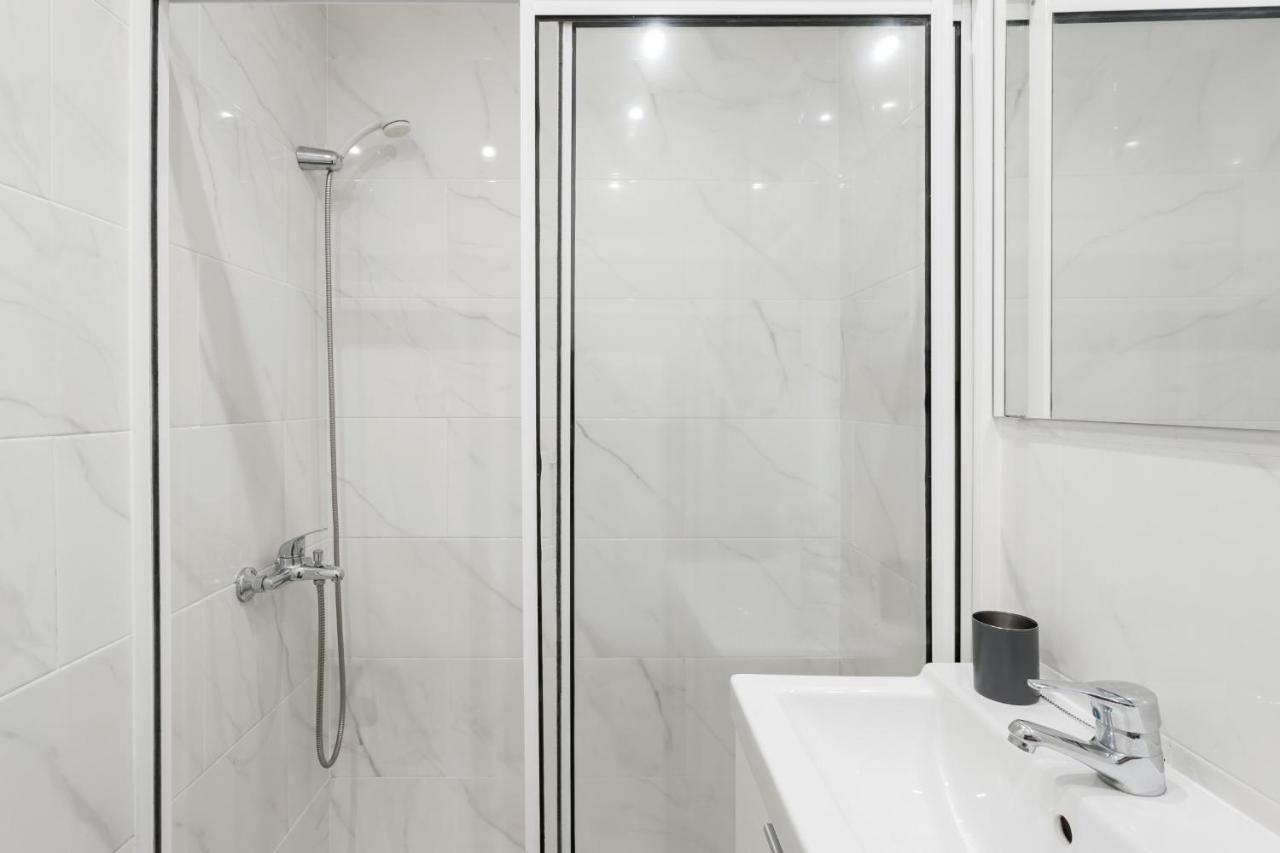 Avenida Da Liberdade Area, Bright And Newly Renovated 2 Bedroom Apartment, Lisbon Historical Center ภายนอก รูปภาพ