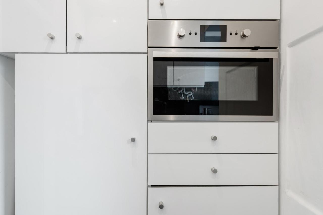 Avenida Da Liberdade Area, Bright And Newly Renovated 2 Bedroom Apartment, Lisbon Historical Center ภายนอก รูปภาพ