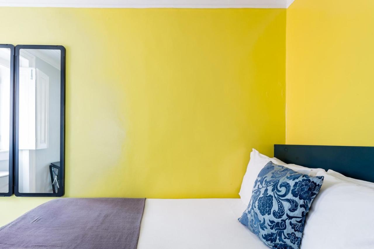 Avenida Da Liberdade Area, Bright And Newly Renovated 2 Bedroom Apartment, Lisbon Historical Center ภายนอก รูปภาพ