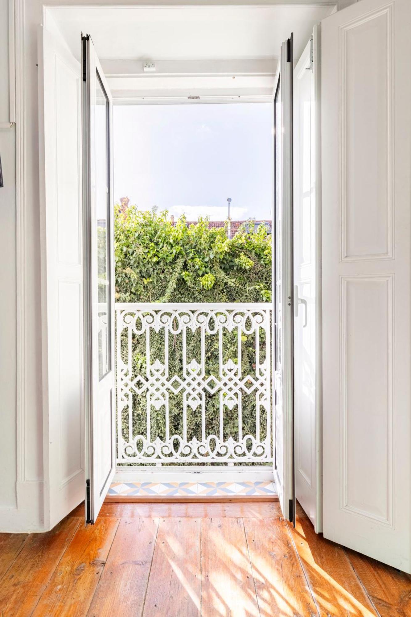 Avenida Da Liberdade Area, Bright And Newly Renovated 2 Bedroom Apartment, Lisbon Historical Center ภายนอก รูปภาพ