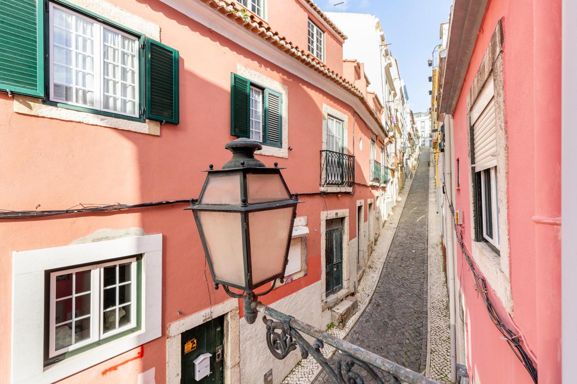 Avenida Da Liberdade Area, Bright And Newly Renovated 2 Bedroom Apartment, Lisbon Historical Center ภายนอก รูปภาพ