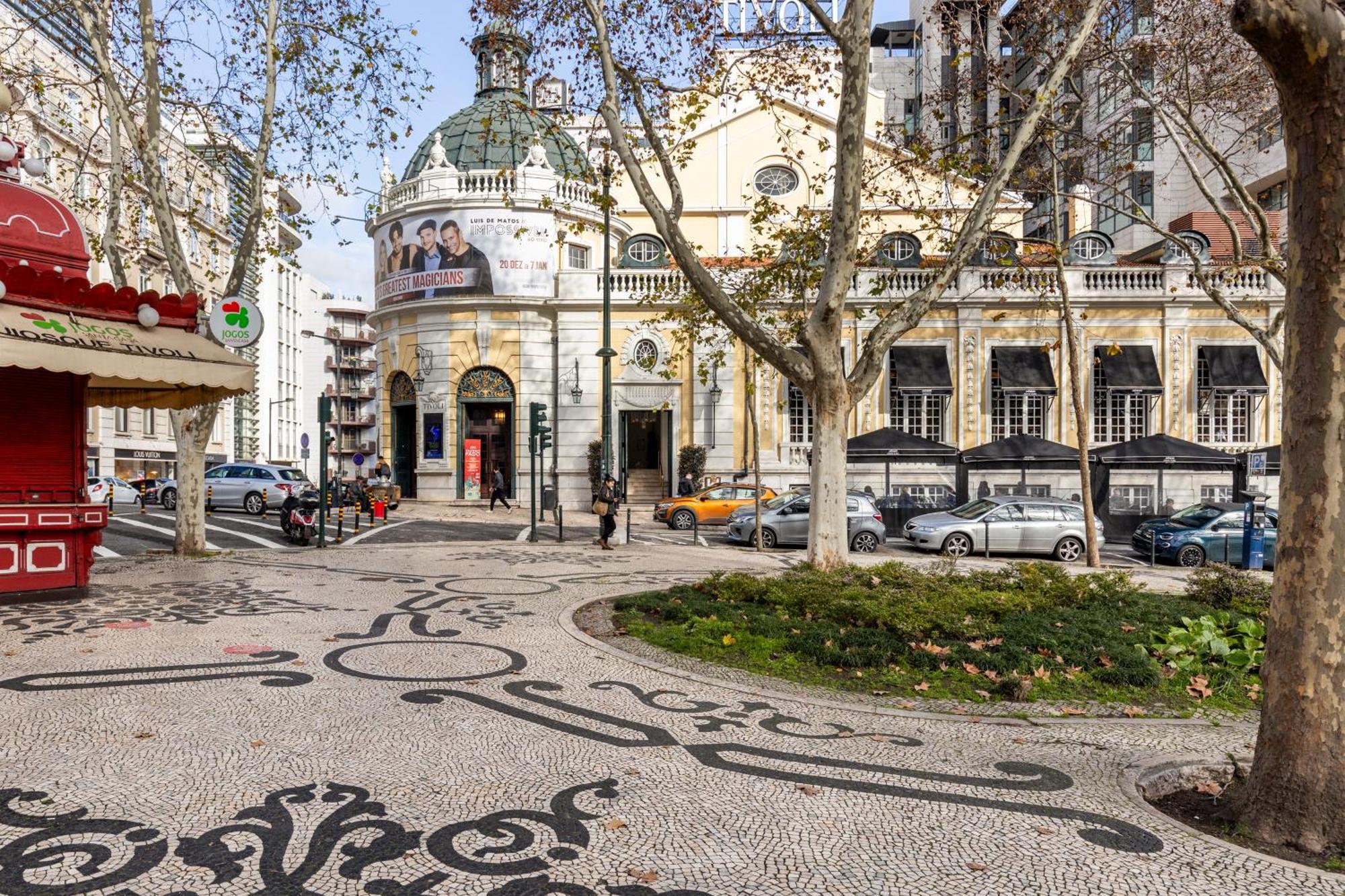 Avenida Da Liberdade Area, Bright And Newly Renovated 2 Bedroom Apartment, Lisbon Historical Center ภายนอก รูปภาพ